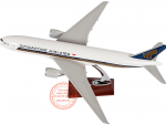 B777 Singapore Airlines 47cm