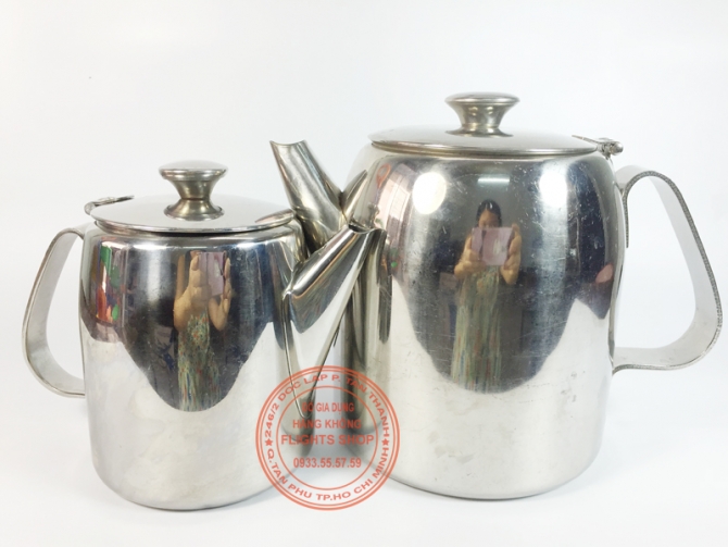 Bình inox loại nhỏ của Vietnam Airlines