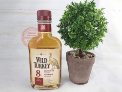 Wild Turkey Straight Bourbon Whisky 8 years (20cl)